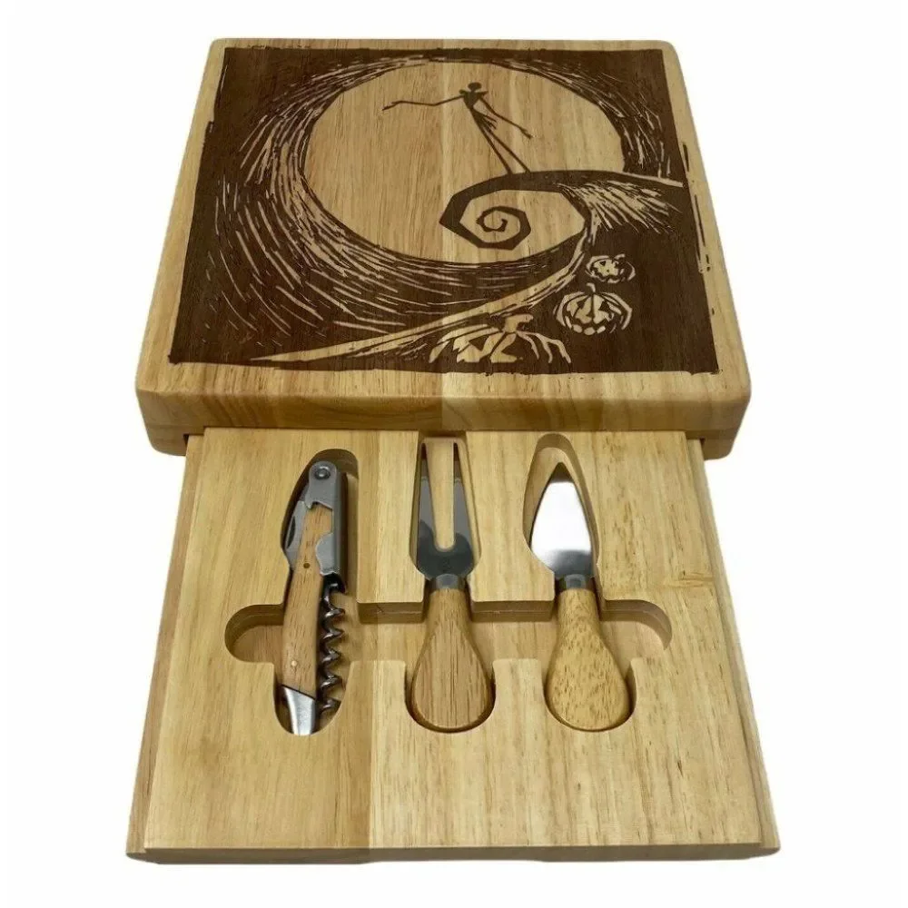 Disney Nightmare Before Christmas Wood‎ Cheese Board And Tools cutting board set